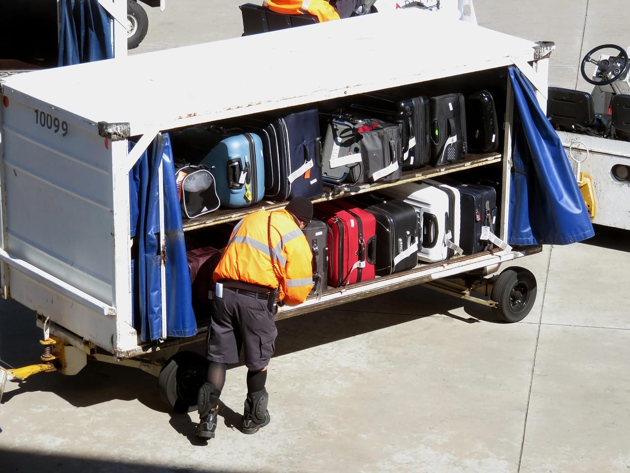 You are currently viewing The Truth About Travel Luggage: Insights from Baggage Handlers