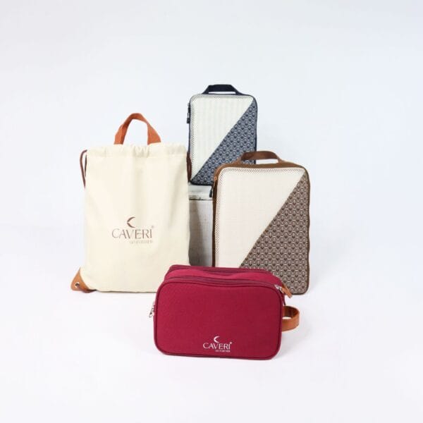 The Jetsetter Essentials Bundle - Image 3
