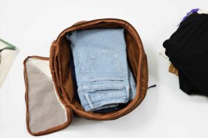 How to Use Compression Packing Cubes